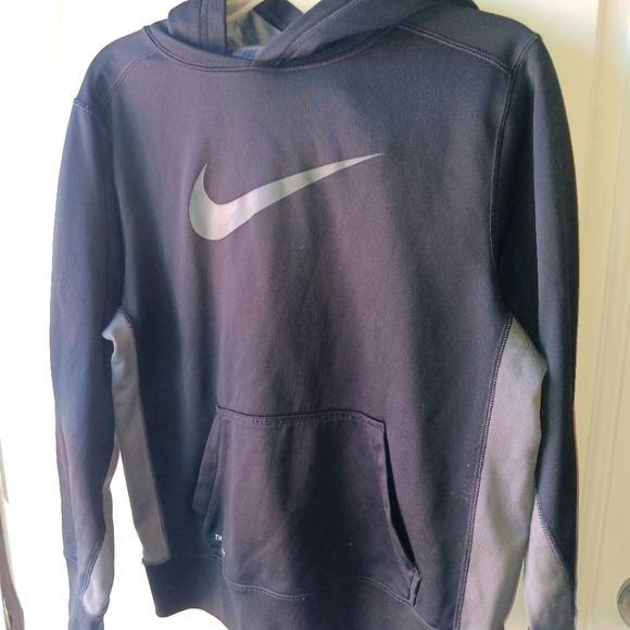 Boys black and gray pull over nike hoodie size 10/12 - Picture 1 of 4